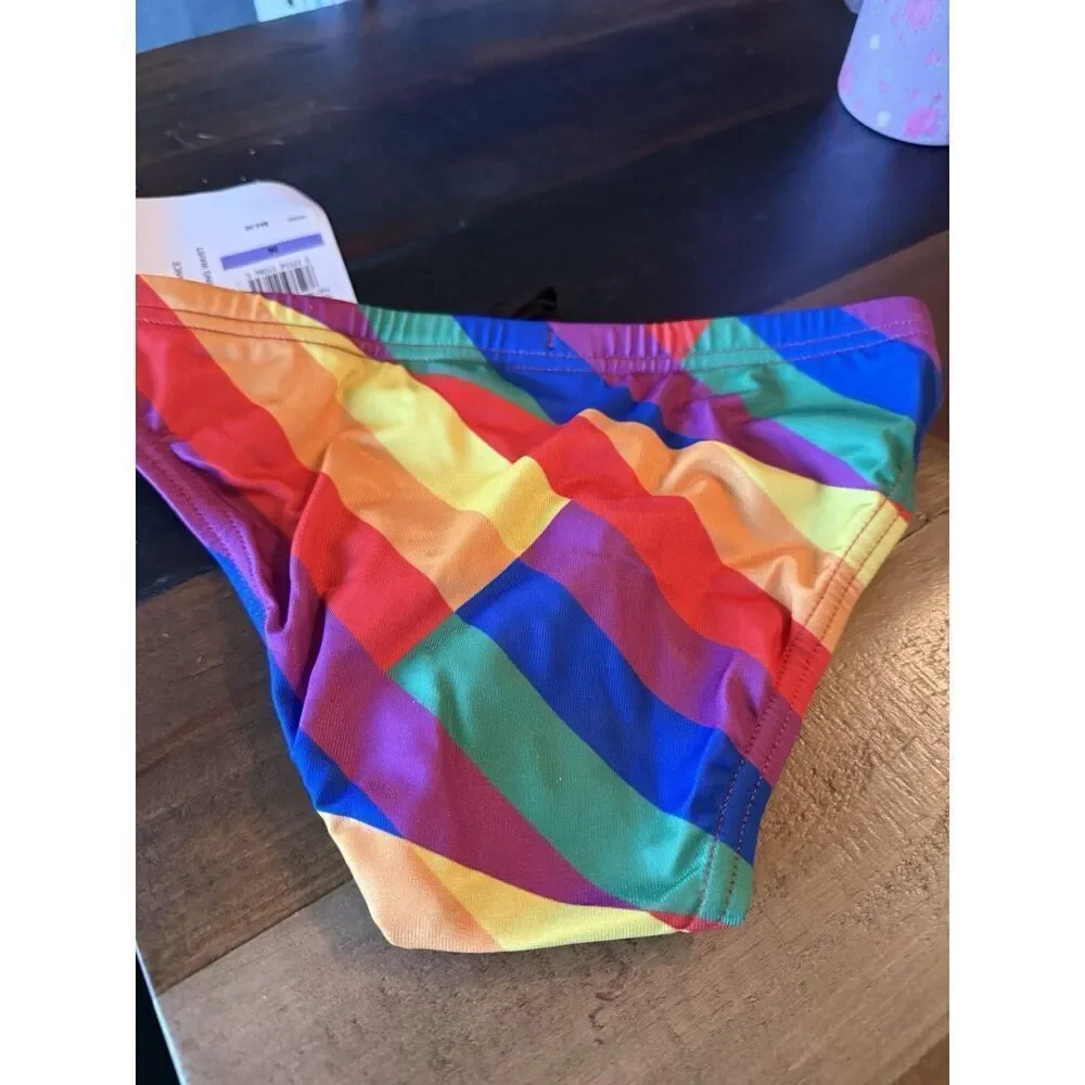 Speedo product pair